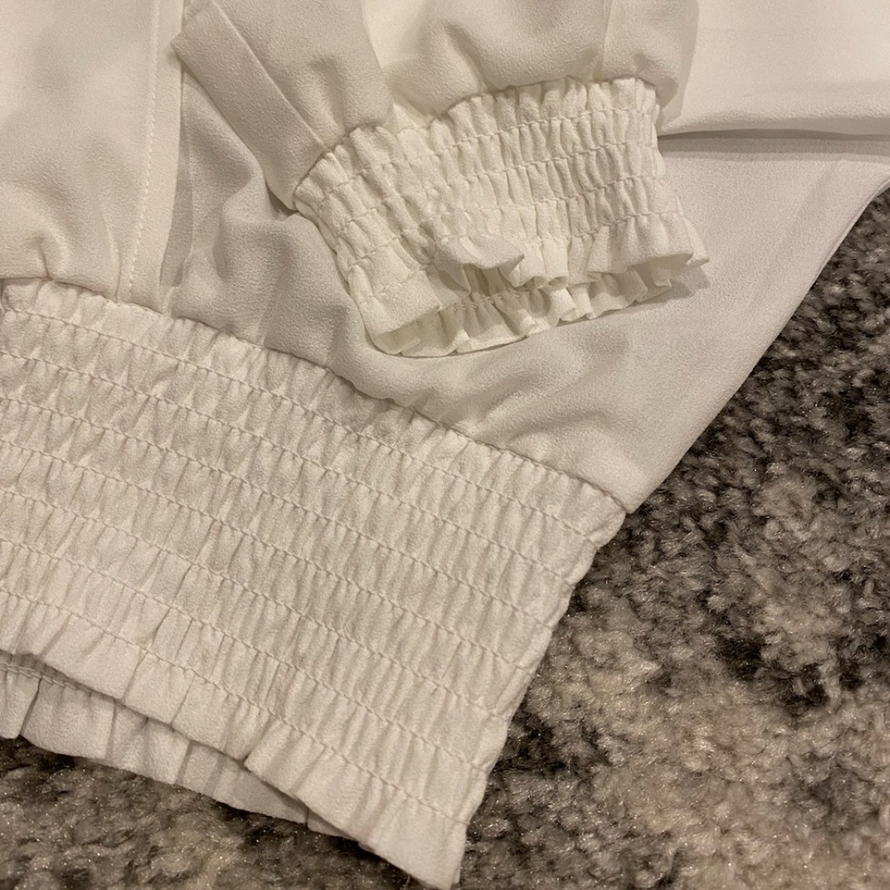 Blouse - Picture 2 of 4